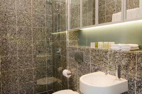 Sydney East Luxury Apartment - New Castle Holiday 5