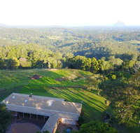 Maleny Orchard - New Castle Holiday