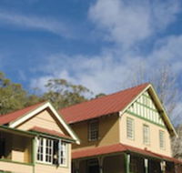 Yarrangobilly Caves House - New Castle Holiday