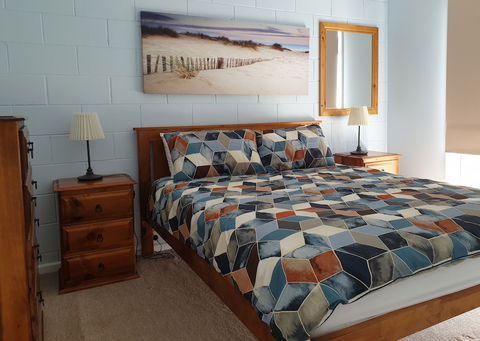 Marion Bay Holiday Villas - New Castle Holiday 4