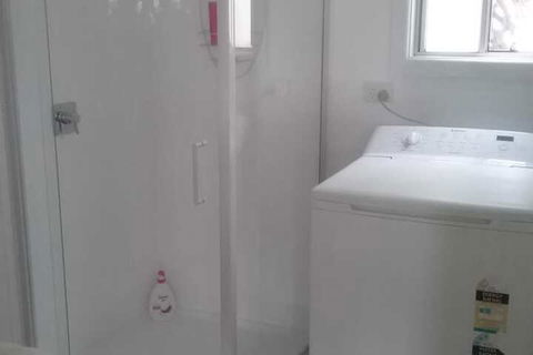 Langley Cottage B & B - New Castle Holiday 7