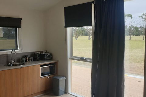 Lara Lodge - New Castle Holiday 6