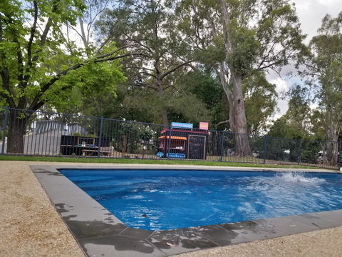 Euroa Caravan Park - New Castle Holiday 1