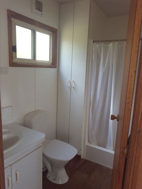 Euroa Caravan Park - New Castle Holiday 5