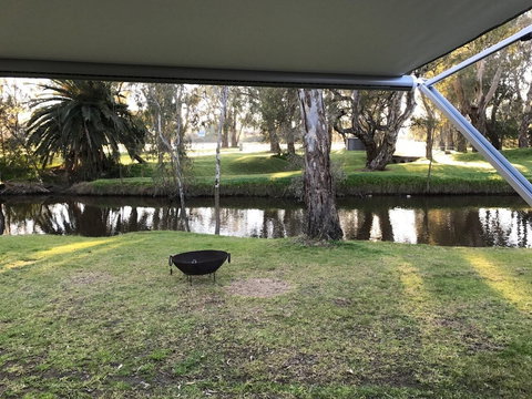 Euroa Caravan Park - New Castle Holiday 0