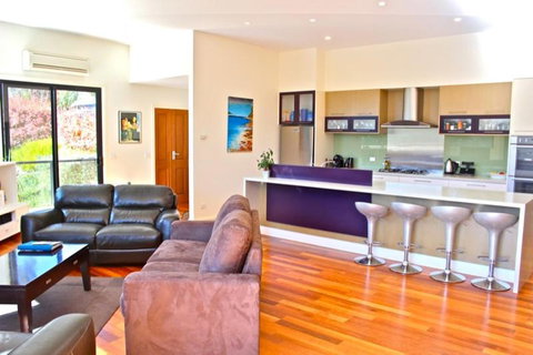 Gumtree Villa - New Castle Holiday 5