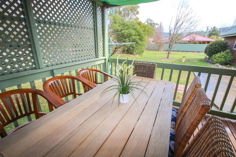 Halinka Lodge - New Castle Holiday 0