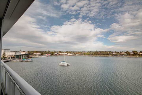 Bridgepoint 502 - New Castle Holiday 1