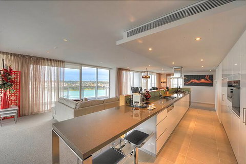 Bridgepoint 1105 - New Castle Holiday 2