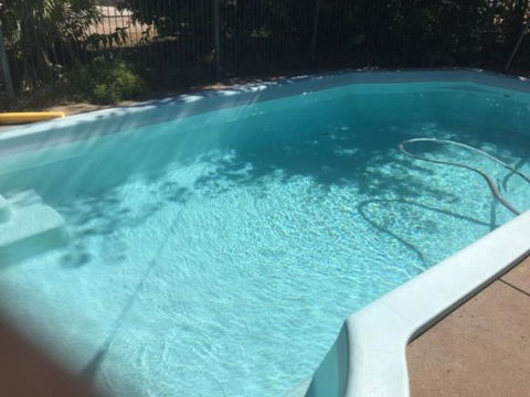 Golden West Motor Inn - New Castle Holiday 4