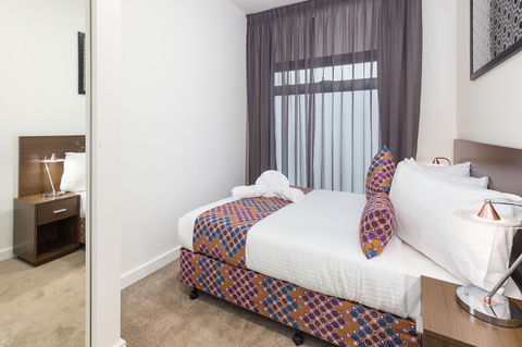 City Edge Dandenong Apartment Hotel - New Castle Holiday 1