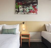 Nightcap at Hume Hotel - New Castle Holiday