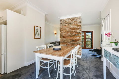 Bellevue Accommodation - New Castle Holiday 4