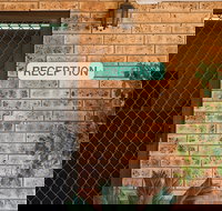 Clermont Country Motor Inn - New Castle Holiday