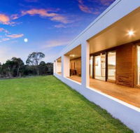 Tamar Solar Home - New Castle Holiday