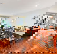 BOUTIQUE STAYS - River Boulevard - New Castle Holiday