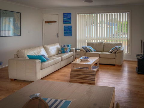 Island View 2 - New Castle Holiday 6