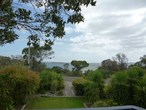 Island View 2 - New Castle Holiday 3