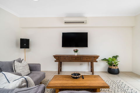 Byron Bay Hotel & Apartments - New Castle Holiday 6