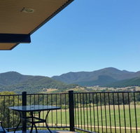 The Red Stag - New Castle Holiday