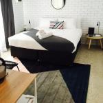 Punka Pub Accommodation - New Castle Holiday 0