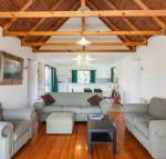 A River Bed Cottage - New Castle Holiday