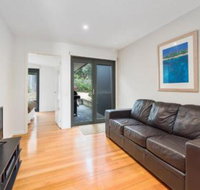 Inn Off The Reef - New Castle Holiday