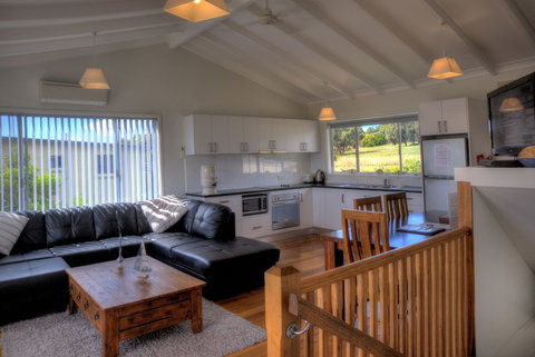 The Blue House - New Castle Holiday 2