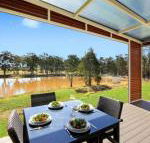 Ironbark Villa 2 - New Castle Holiday