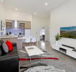 Ironbark Villa 6 - New Castle Holiday