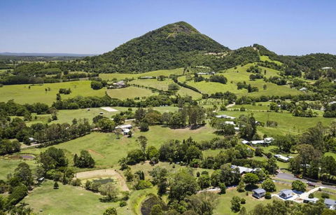 Eumundi Cottages Cottage 1 - New Castle Holiday 1