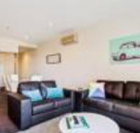 York Apartments - New Castle Holiday