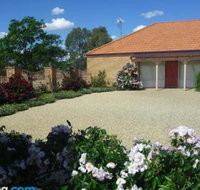 Fairways Bed  Breakfast at Jerilderie - New Castle Holiday