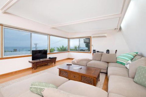 The Dreamery - New Castle Holiday 0