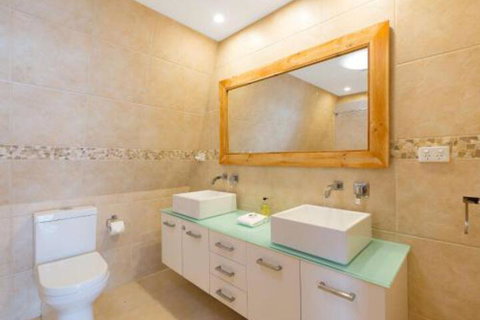 The Dreamery - New Castle Holiday 5