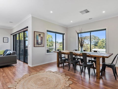 Beach Gum - New Castle Holiday 3