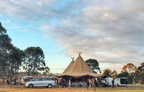 Lovedale Red Gum Cottage - New Castle Holiday 2