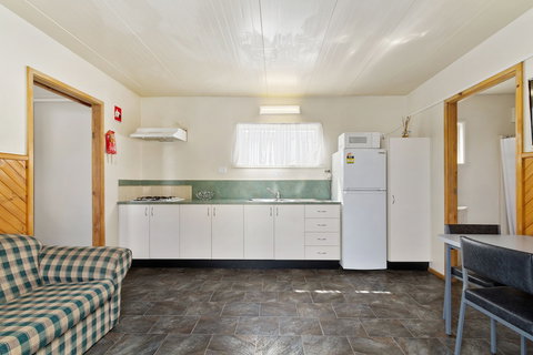 Lifestyle Villages Traralgon - New Castle Holiday 6