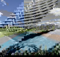 Birch Apartments - New Castle Holiday