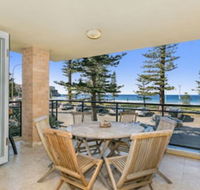 Beachfront on Golden Mile - New Castle Holiday