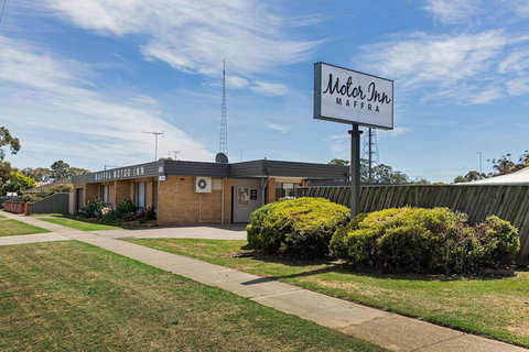 Maffra Motor Inn - New Castle Holiday 1