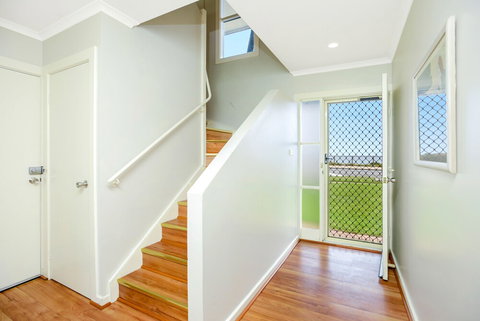 Salt - - New Castle Holiday 0