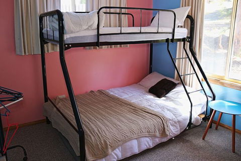 Freycinet Hideaway - New Castle Holiday 6