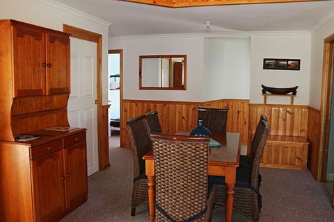 Freycinet Hideaway - New Castle Holiday 7