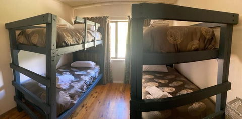 Jindabyne Apartments - New Castle Holiday 4