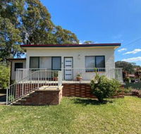 Surf Beach Sanctuary - New Castle Holiday