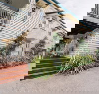 Balmoral Queenslander - New Castle Holiday