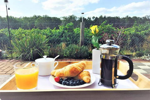 Bed & Breakfast At Tiffanys - New Castle Holiday 7