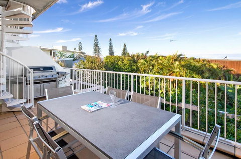 2 / 22 Stevens - New Castle Holiday 2