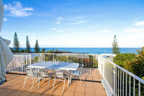 2 / 22 Stevens - New Castle Holiday 5